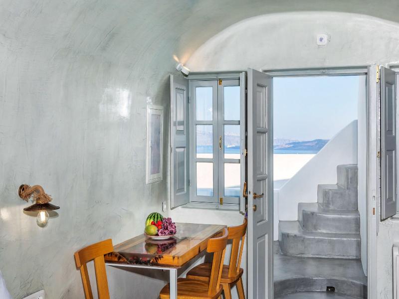 Diamond Luxury Suites image