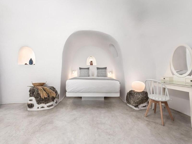 Diamond Luxury Suites image