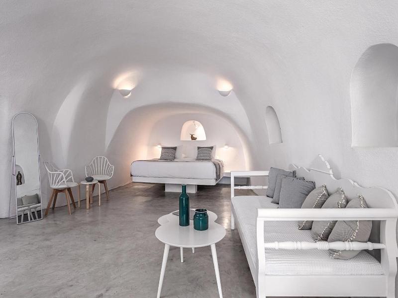 Diamond Luxury Suites image