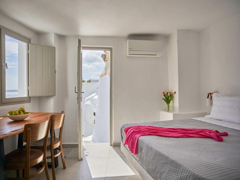 Diamond Luxury Suites image
