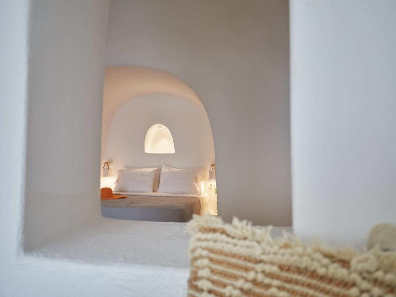 Diamond Luxury Suites image
