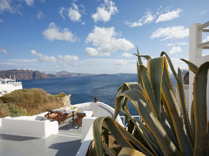 Diamond Luxury Suites image