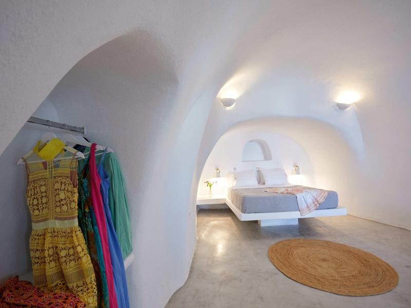 Diamond Luxury Suites image