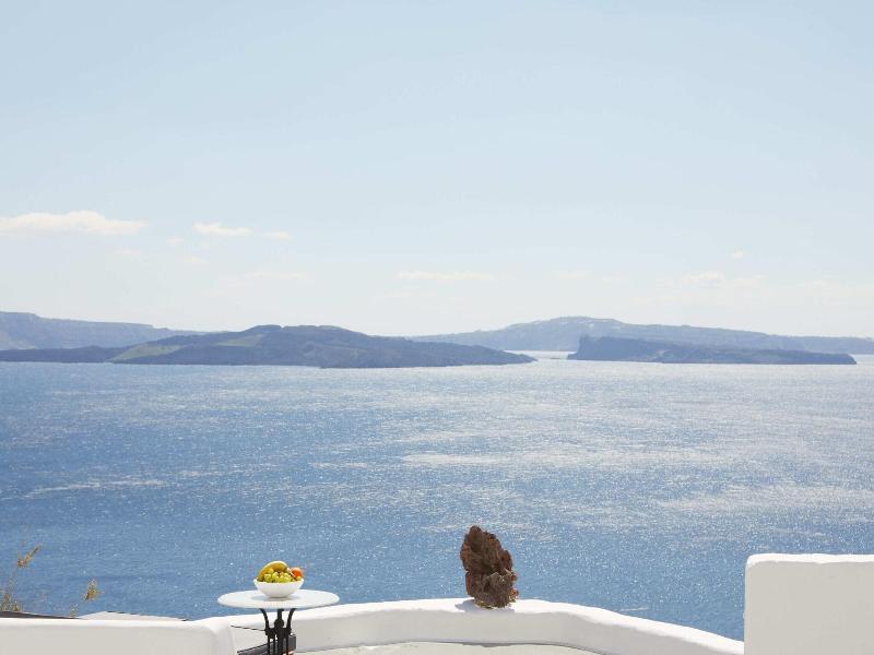 Diamond Luxury Suites image