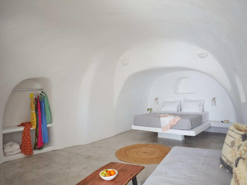Diamond Luxury Suites image