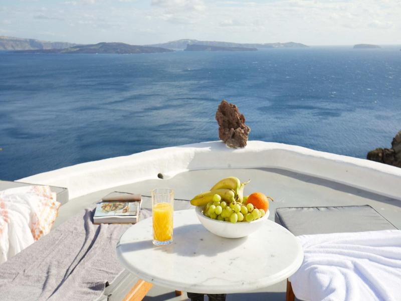 Diamond Luxury Suites image
