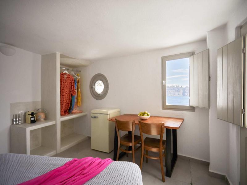 Diamond Luxury Suites image