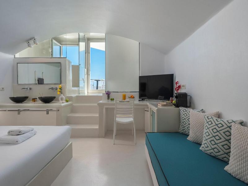 Diamond Luxury Suites image