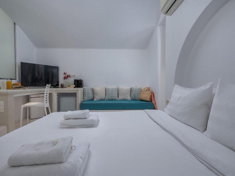 Diamond Luxury Suites image