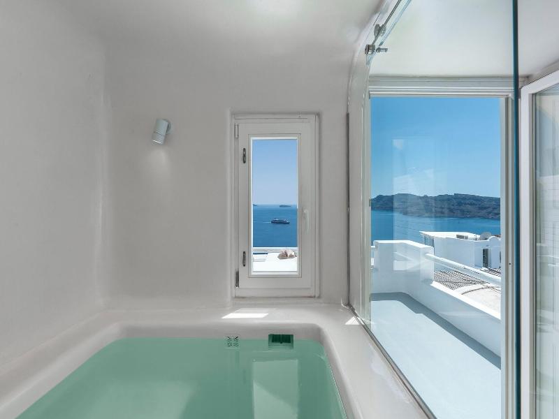Diamond Luxury Suites image
