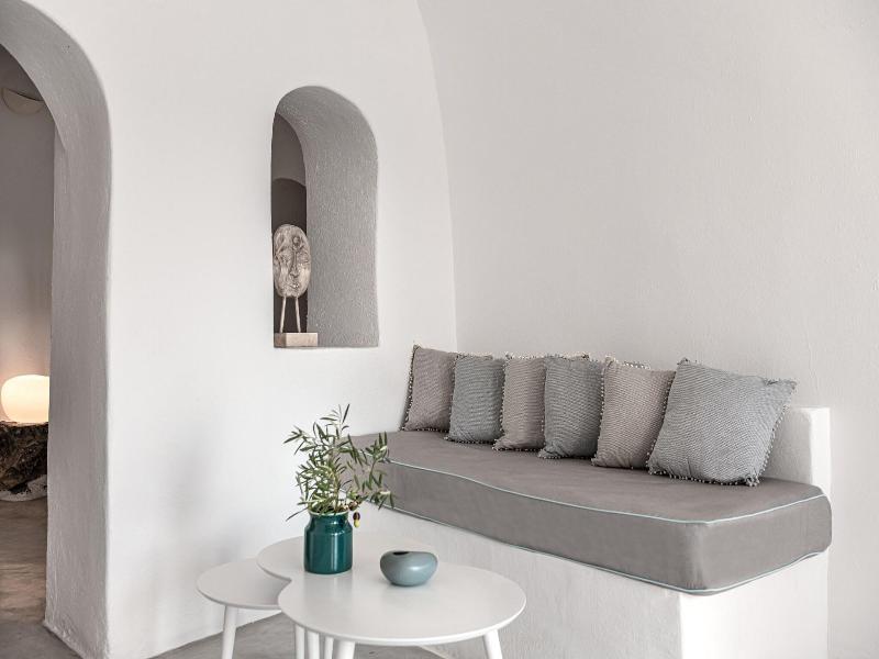 Diamond Luxury Suites image