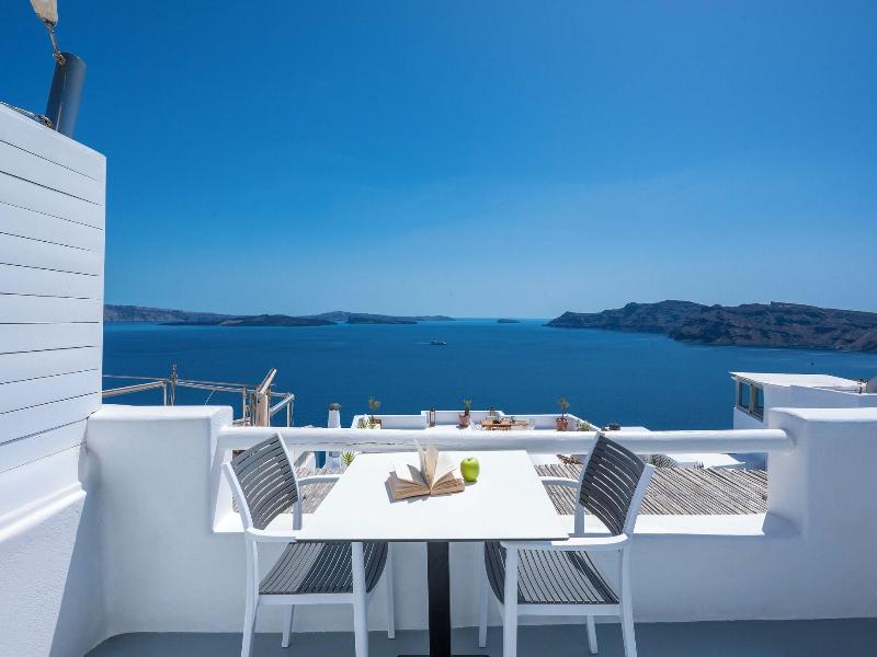 Diamond Luxury Suites image