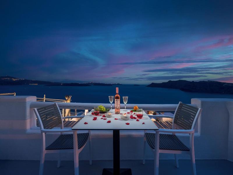 Diamond Luxury Suites image