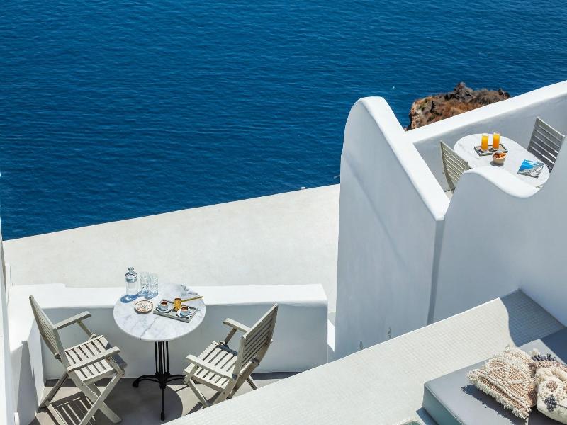 Diamond Luxury Suites image