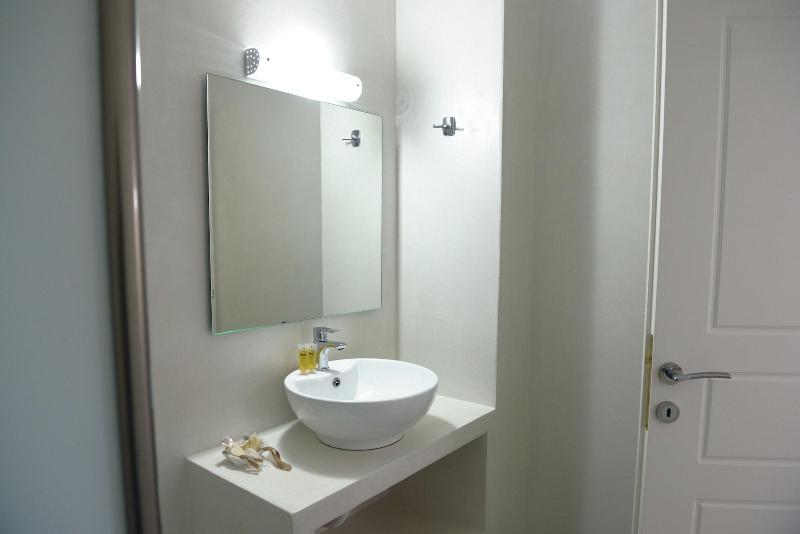 Axos Apartments image