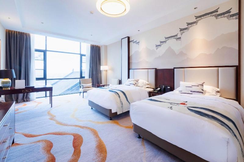 Wuhu Macrolink Legend Hotel image