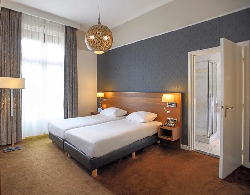 Parkhotel Valkenburg image