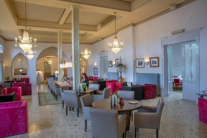 Parkhotel Valkenburg image