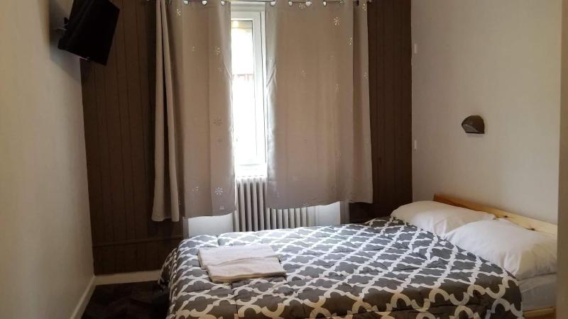 Hotel De La Gare image