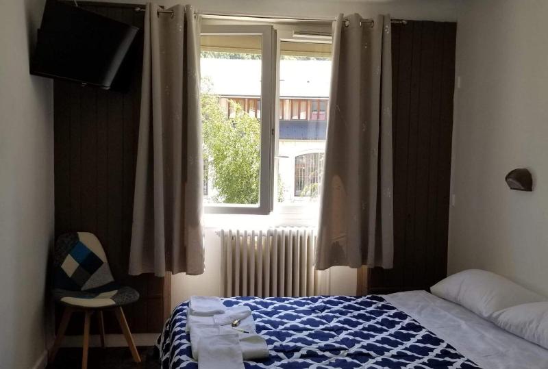 Hotel De La Gare image