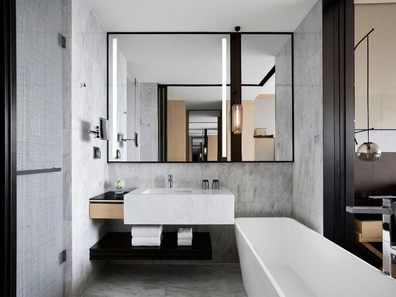 Shenyang Marriott Hotel image