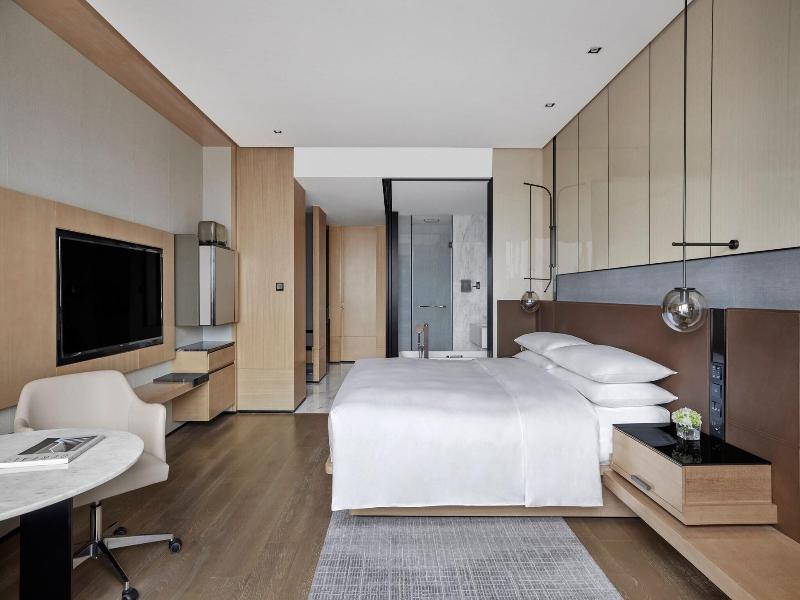 Shenyang Marriott Hotel image