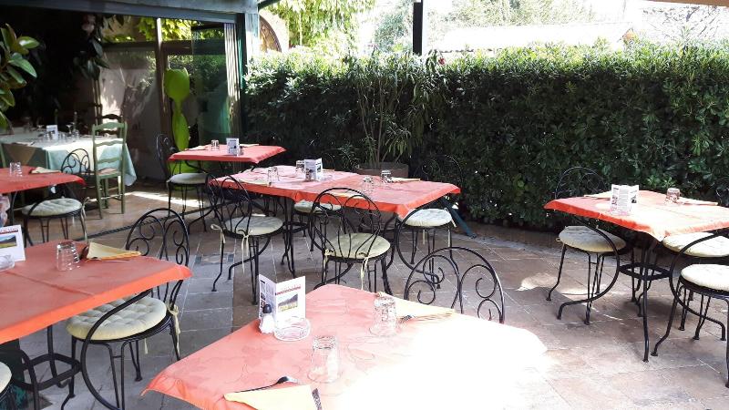 Auberge Les Arômes image
