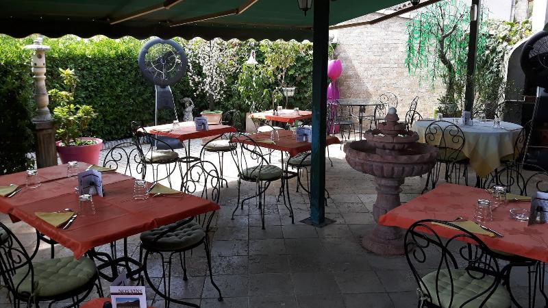 Auberge Les Arômes image