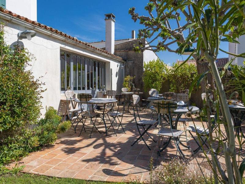 Hôtel Le Chat Botté image