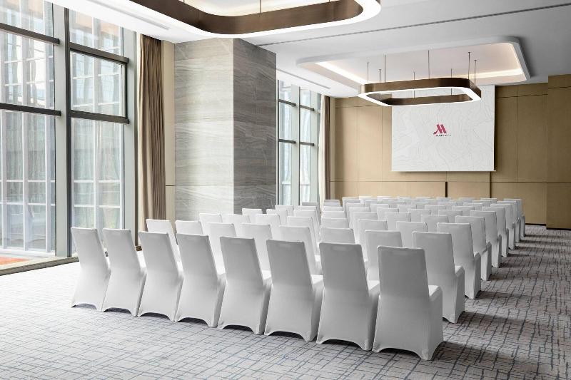 Zhangjiagang Marriott Hotel image