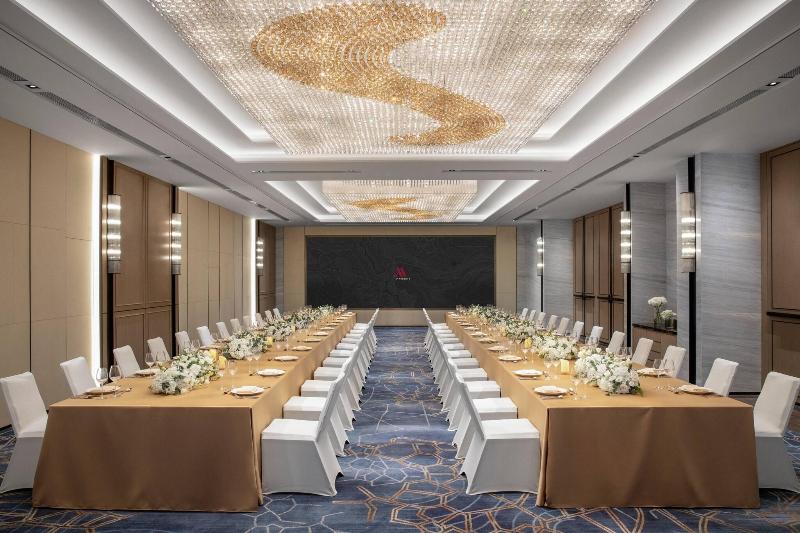Zhangjiagang Marriott Hotel image