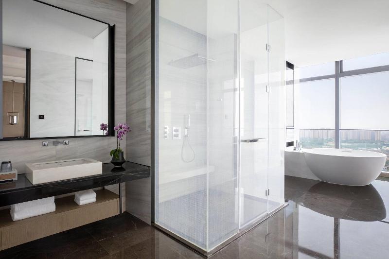 Zhangjiagang Marriott Hotel image