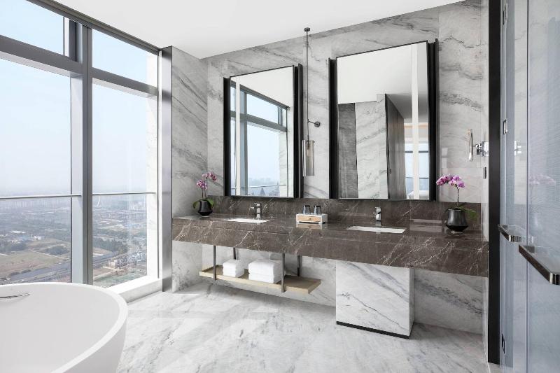 Zhangjiagang Marriott Hotel image