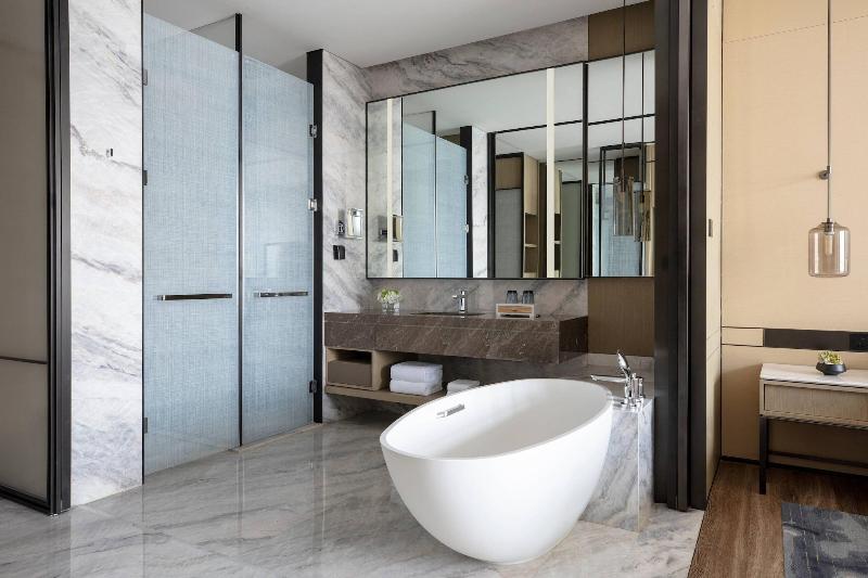 Zhangjiagang Marriott Hotel image