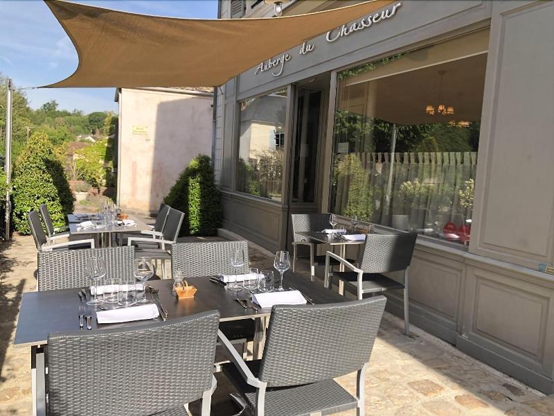 Auberge Du Chasseur image