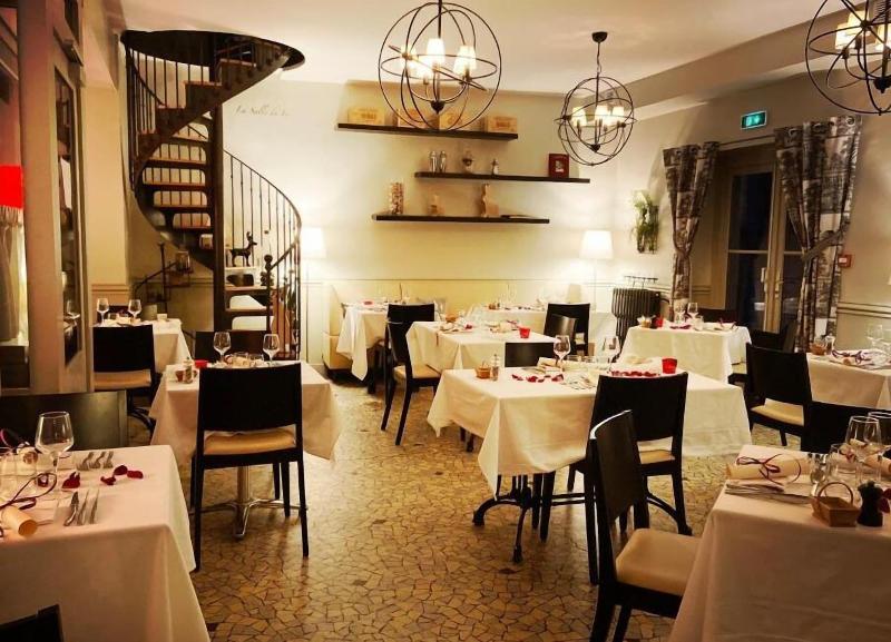 Auberge Du Chasseur image