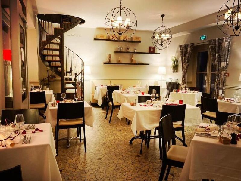 Auberge Du Chasseur image