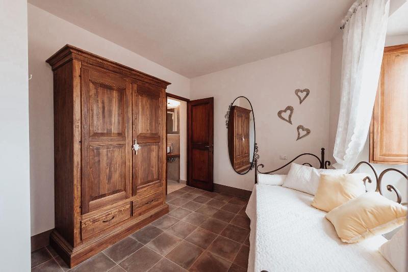 Antica Torre Del Borgo image