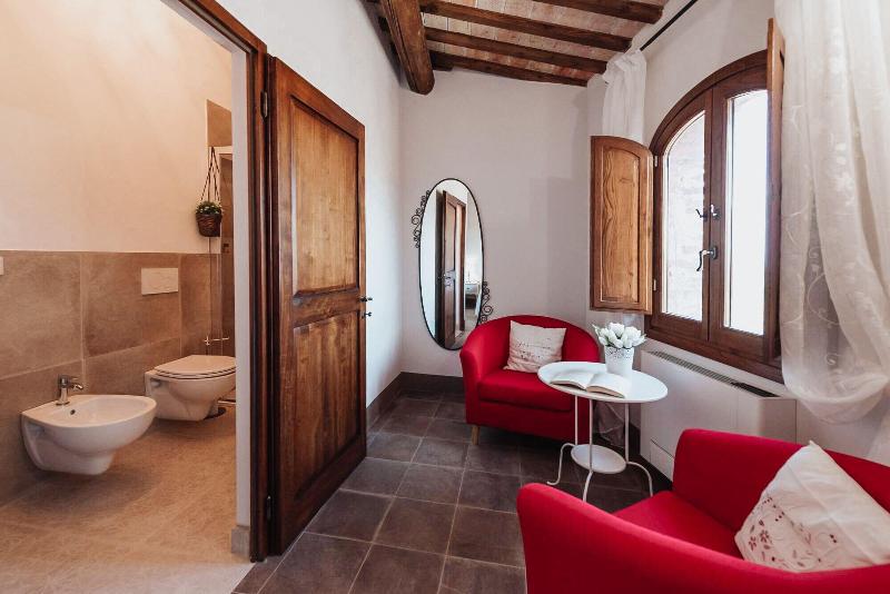 Antica Torre Del Borgo image