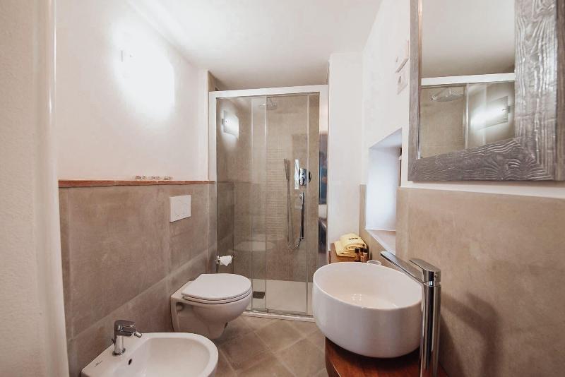 Antica Torre Del Borgo image