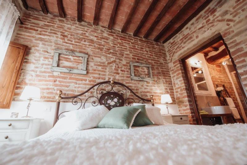 Antica Torre Del Borgo image