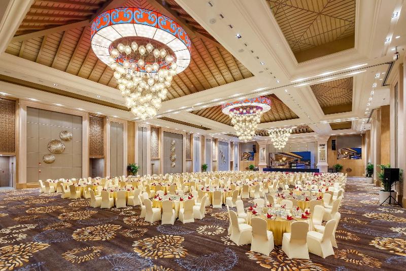 Felton Gloria Grand Hotel Bazhong image