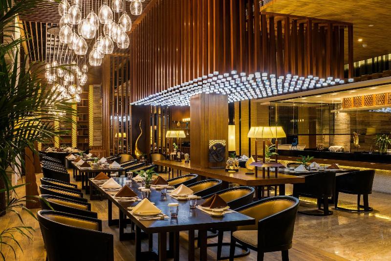 Felton Gloria Grand Hotel Bazhong image