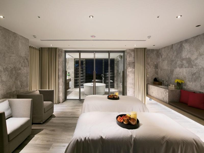 The Huan Hotel Taichung image
