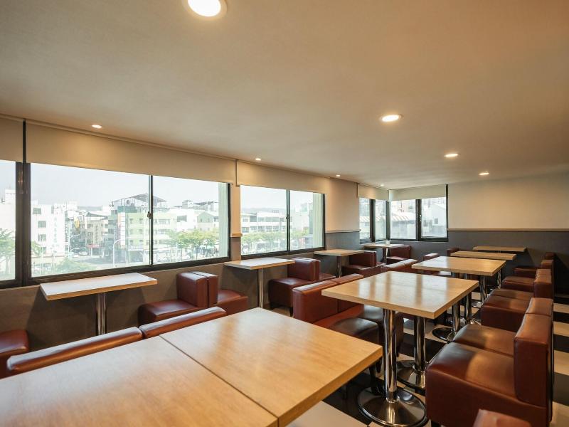 Kindness Hotel Yuanlin image