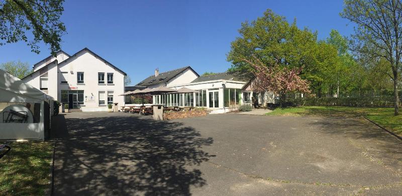 Crjs Et Auberge De Jeunesse image