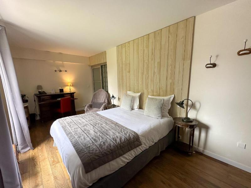 Logis Hotel le Manoir des Portes image