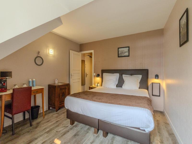 Logis Hotel le Manoir des Portes image