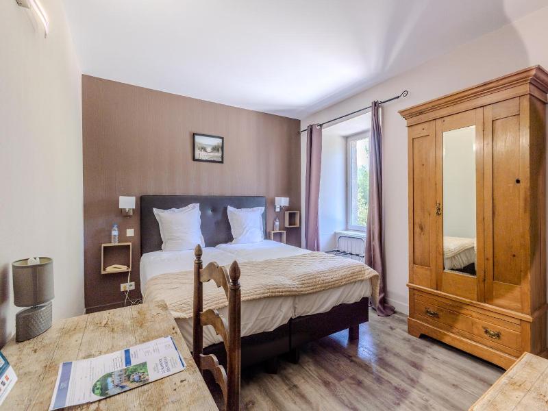 Logis Hotel le Manoir des Portes image
