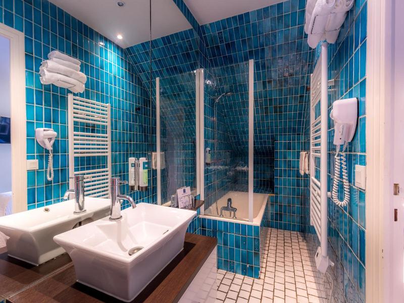 Logis Hotel le Manoir des Portes image